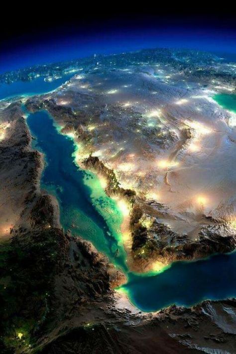 Red Sea From Space Egypt Capital Cities, Jordan Travel, Wadi Rum, Visit Egypt, Nile River, Pyramids Of Giza, Red Sea, Beautiful Tree, Countries Of The World