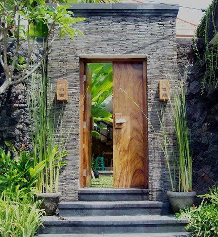 tropical architecture | Nowadays, designs of the villas use the simple of natural material, as ... Balinese Architecture, Pergola Modern, Modern Pergola Designs, Balinese Villa, Bali Architecture, Bali Style Home, Balinese Garden, Bali House, Entrance Gates Design