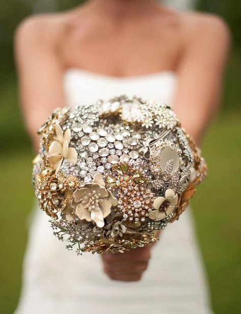 Non Flower Bouquets, Bling Bouquet, Alternative Wedding Bouquet, Gorgeous Bouquet, Faux Flower Bouquets, Crystal Bouquet, Bridal Brooch Bouquet, Wedding Brooch Bouquets, Diy Wedding Bouquet