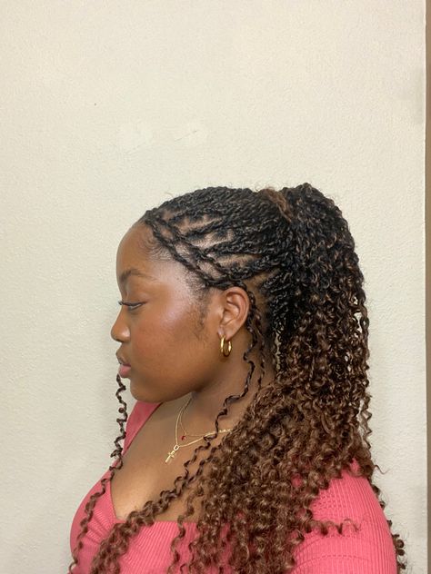 Brown Passion Twists On Dark Skin, Mini Passion Twists Color 30, Brown Mini Passion Twists, Brown Passion Twists, Micro Passion Twists, Small Passion Twists, Mini Passion Twists, Black Women Natural Hairstyles, Women Natural Hairstyles