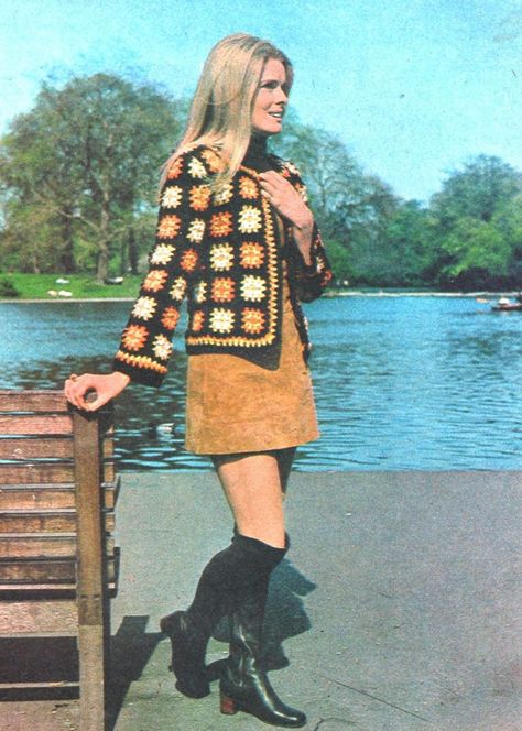 70s outfits || 70s aesthetics

There’s a reason the 1970s continue to be one of the most stylish decades of all time. From flares and bell sleeves to shearling coats and miniskirts, the era birthed an eclectic mix of style influences that evolved quickly over the 10-year span. 

Here are some of the idea pins from that era for your outfits.

70s outfits || 70s aesthetics Mode Coachella, 70s Inspired Outfits, Chique Outfit, 60s 70s Fashion, Outfits 70s, Estilo Hippy, Womens Crochet Patterns, Mode Hippie, 60s And 70s Fashion