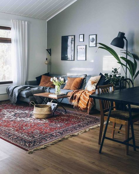 Beyond Black And Charcoal: The Modern Man’s Guide To Decorating With Color And Texture Decorating With Color, Small Modern Living Room, Masculine Interior, Cosy Living, Color And Texture, Cosy Living Room, Eclectic Living Room, Hygge Home, Luxury Condo