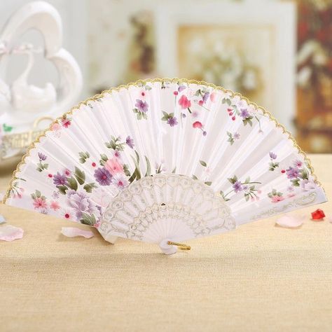 Fan Room Decor, Wedding Hand Fan, Hand Fans For Wedding, Style Dance, Chinese Dance, Fan Hand, Fan Dance, Peacock Pattern, Wedding Fans