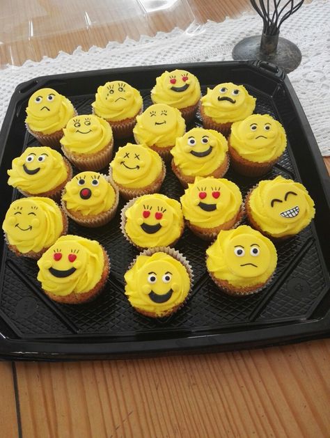 Emoji cupcakes made by mama!! #emoji #cupcakes #yellow #faces #baking Cupcakes Yellow, Kids Birthday Food, Emoji Cupcakes, Birthday Food, Random Things, Kids Birthday, Baking, Cake, Yellow