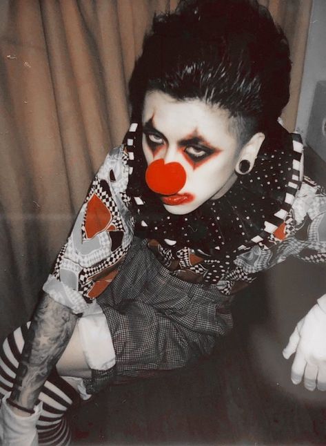 Makeup Masculine, Doing My Makeup, J Rock, Drag Make-up, Kei Visual, Cute Clown, Halloween Makeup Inspiration, Male Makeup, Make Up Inspo