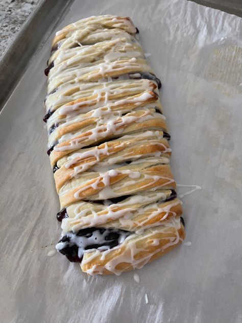 Blueberry Twist Bread, Butter Braids Recipe Easy, Homemade Butter Braid, Sourdough Butter Braid, Butter Braid Recipe, Butter Braids Recipe, Blueberry Braid, Breakfast Braids, Braided Bread Recipes