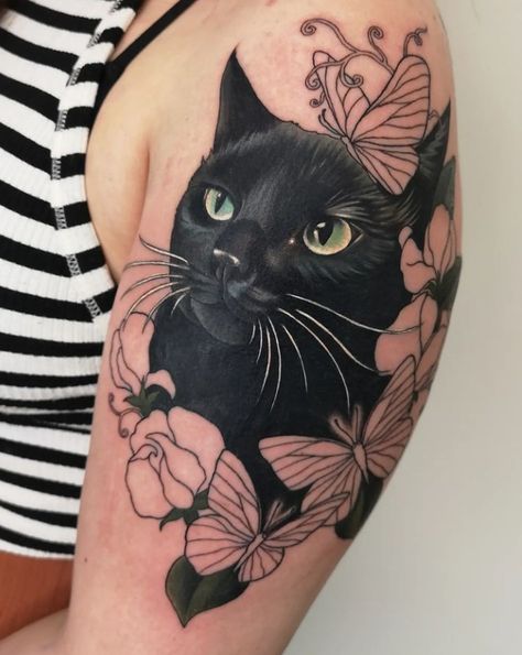 Cat Portrait Tattoos, Cat Tattoo Design, Cats Tattoo, Dog Tattoo Ideas, Black Cat Tattoos, Images Design, Cat Tattoos, Cat Tattoo Designs, Tattoo Cat