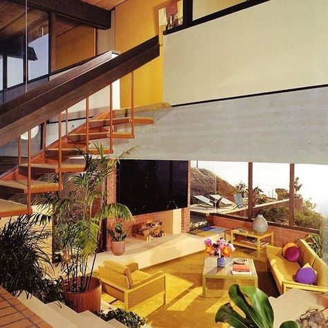 20 Cool 60’s & 70’s Sunken Living Room Remodel, Design & Ideas Mid Century Landscaping, 70s Architecture, 70s Interior Design, Casa Retro, 70s House, 70s Interior, Mid Century Interior, Retro Interior Design, Sunken Living Room