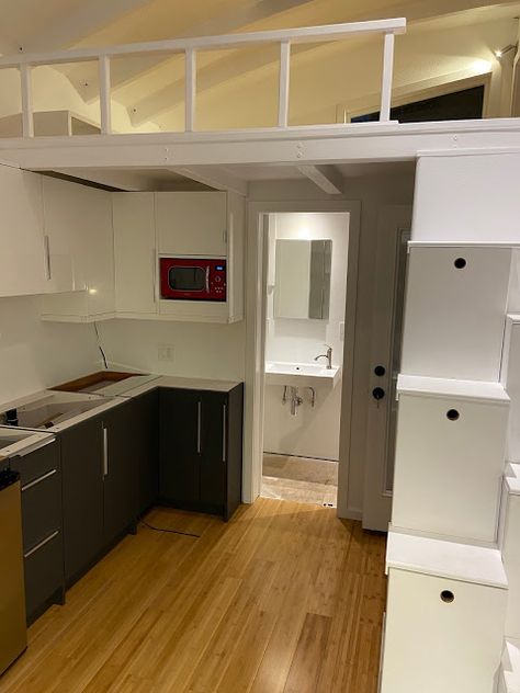 10×16 Cube-Style Tiny House by Molecule Tiny Homes 10x16 Tiny House Floor Plans, Tiny House Loft Ideas, Barn Tiny House, Shed Homes Interior, Mini Ac, Custom Granite Countertops, Tiny Home Shed, Duck Island, Shed With Loft