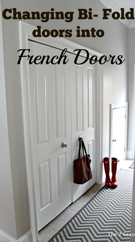 Deur Makeover, Bifold Doors Makeover, Folding Closet Doors, Pintu Interior, Closet Door Makeover, Bifold Closet Doors, Laundry Room Doors, French Doors Interior, White French