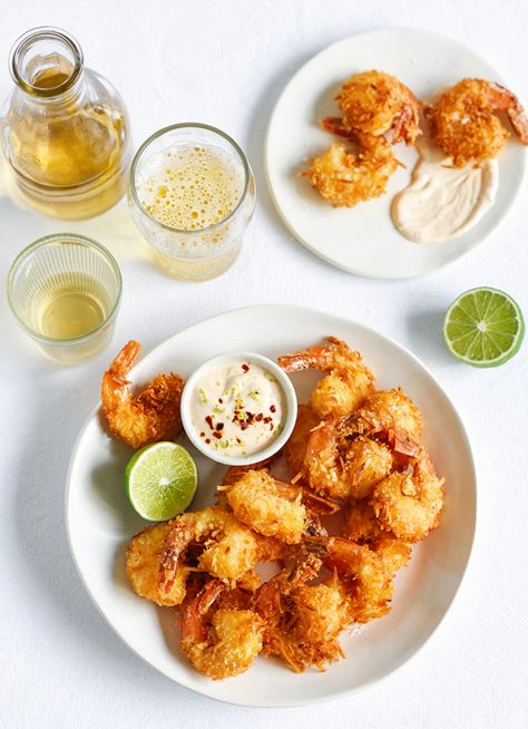 Coconut Prawns with Chilli Lime Mayo » Dish Magazine Prawn Starters, Coconut Prawns, Raw Prawns, New Zealand Food, Shrimp Appetizers, Yummy Seafood, Snack Prep, Winter Dishes, Artisan Food