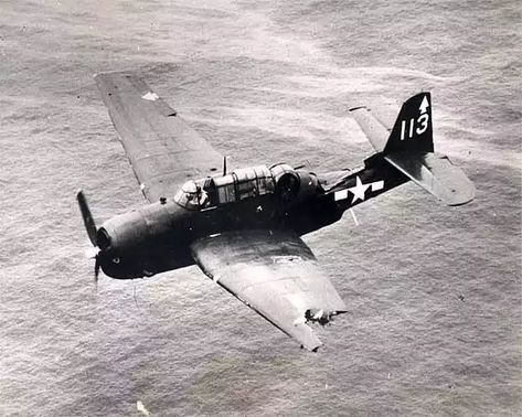 WWII planes were TOUGH pieces of equipment. one P-47 made it home with 10,000+ bullet holes, about 30 in every square foot. - Imgur Aviation Humor, Battle Damage, Airplane Flying, Wwii Fighters, Wwii Photos, Wwii Plane, Ww2 Planes, Wwii Aircraft, Air Planes