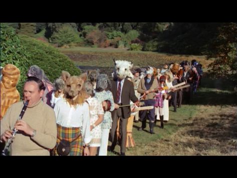 The Wicker Man (1973) The Wicker Man, Wicker Man, Man Movies, Animal Masks, King Kong, Film Stills, Horror Films, Film Movie, Dark Fantasy