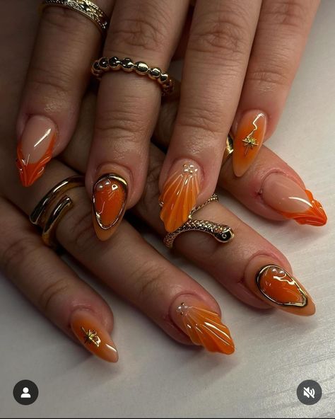 Burnt Orange And Brown Nails, Nails Gold Stripe, Orange Nails Almond, Ginger Nails, Mango Nails, Ombre Nail Art, Beautiful Gradient, Nails 3d, Nails Gold