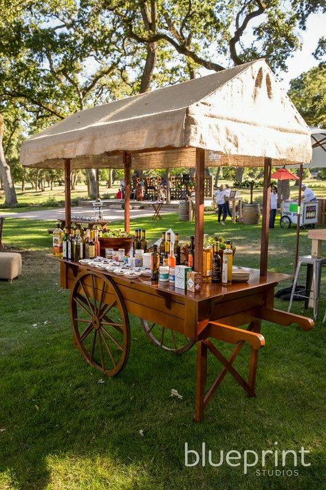 Make Your Own Salad, Salad Station, Cowboy Food, Market Cart, Vendor Cart, Farmers Market Stand, Wooden Cart, Sweet Carts, Food Cart Design