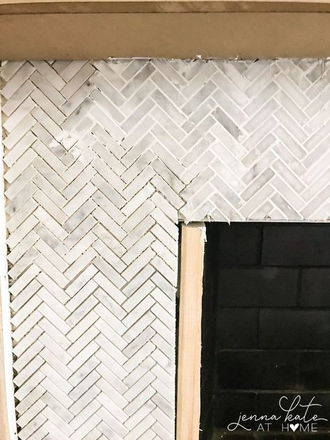 This tutorial shows how easy it is to tile right over an existing brick fireplace. It's a very doable DIY project! Fireplace Tiling, Fireplace Updates, How To Tile, Brick Fireplace Makeover, Craft Decor, Fireplace Remodel, Diy Fireplace, Fireplace Makeover, Fireplace Tile