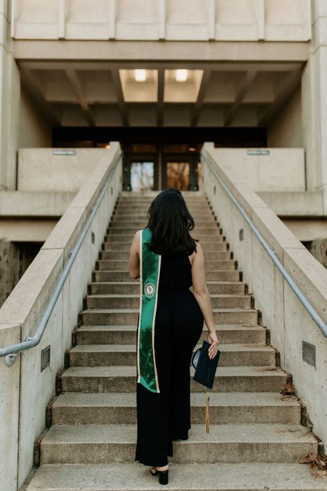 Sacramento State Graduation Photoshoot on Campus. Rocio Rivera Photography Outdoor College Graduation Pictures, Csu Graduation Pictures, Graduation Stole Pictures, Graduation Pics Outfit Ideas, 2024 Graduation Photoshoot, Grad Inspo Pics, Sacramento State Graduation Pictures, Bachelors Graduation Pictures, On Campus Graduation Pictures