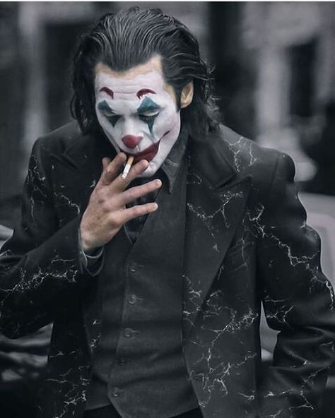 Dc Suicidesquad, Joker Villain, Joker Comics, Image Joker, Batman Joker Wallpaper, Joker Film, Joker Drawings, Der Joker, Joker Makeup