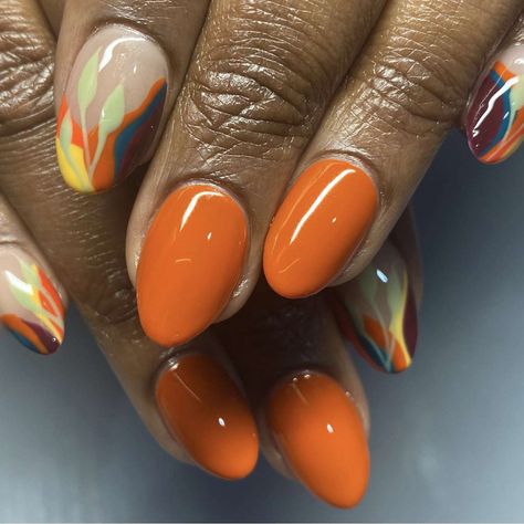 Gel Nail Ideas, Oval Shaped Nails, Short Nail Manicure, November Nails, Fall Manicure, Fall Nail Trends, October Nails, Floral Nail Art, Simple Nail Art Designs