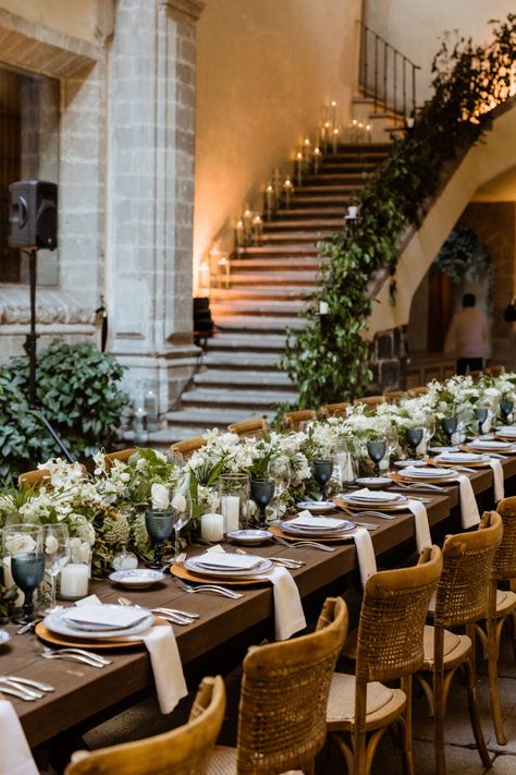 Spanish Vibe Wedding, Elegant Hacienda Wedding, Hacienda Siesta Alegre Wedding, Intimate Wedding Reception Decor, Latin American Wedding, City Wedding Decor, Rancho Wedding, Candlelit Wedding Reception, City Wedding Reception