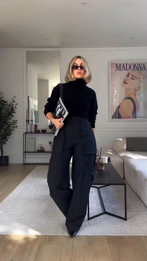 Baggy Cargo Pants Women, Outfit Ideas For School, 2024 Style, Stylish Work Attire, Outfit Cute, Stylish Work Outfits, Looks Black, High Waist Pants, Everyday Outfit