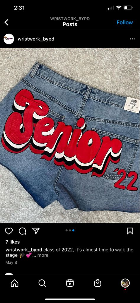 Senior Pants Black Woman, Homecoming Shirt Ideas Black People, Senior Shorts Painted, Senior Head Outfits, Senior Clothes Ideas Outfits, Class Of 2024 Senior Pictures, Senior Jeans Black People, Senior 2024 Ideas, Senior Pants Ideas Black People