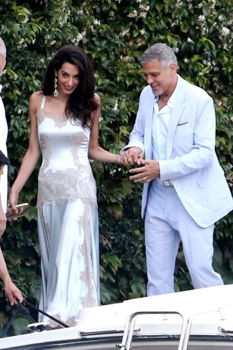 Amal Alamuddin Style, Long Leather Skirt, Chic Summer Style, Winter Typ, Amal Clooney, White Lingerie, George Clooney, Lorde, Red Carpet Dresses