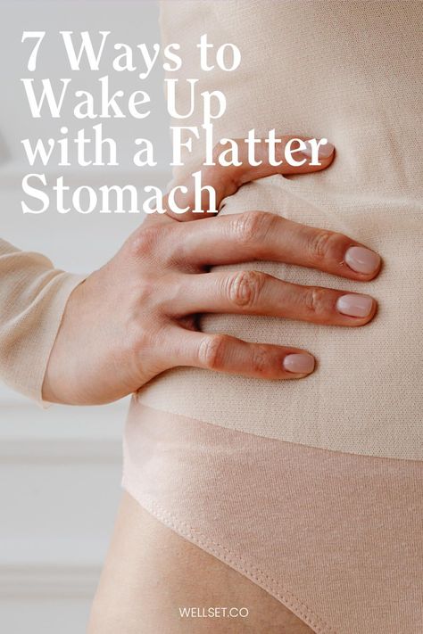 How to naturally reduce bloat and wake up to a flatter stomach. #wellness #nutrition #fitness #selfcare How To Debloat, Reduce Bloat, Stomach Swelling, Big Stomach, Diet Detox, Bloated Stomach, Flatter Stomach, Ways To Wake Up, Bloated Belly