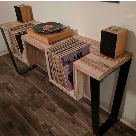 Diy Record Player Stand, Diy Record Player, Vinyl Record Furniture, Diy Record, Record Player Table, Record Room, Record Player Stand, Wood Table Design, Record Table