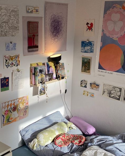 Dorm Bedroom Ideas, Bedroom Ideas Dorm, Room Ideas Cute, Cute Dorm Room Ideas, Cozy Dorm, Cute Dorm, Student Housing, Dorm Room Ideas, Dorm Room Inspiration