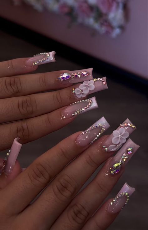 Quince Nail Inspo Pink, Medium Nail Sets Acrylic, Nail Jems Ideas, Acrylic Nails Ideas Extra, Iridescent Rhinestone Nails, Beige Quince Nails, Plain Acrylic Nails With Gems, Summer Latina Nails, Pink Acrylic Nails Rhinestones