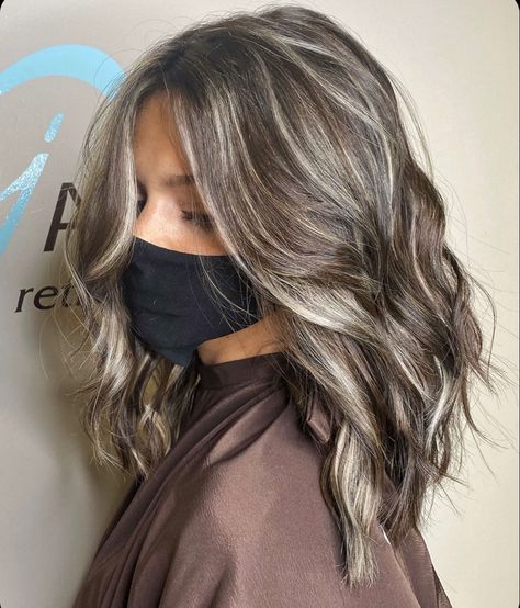 Ashy Brown, Ash Hair, Kadeřnické Trendy, Ash Blonde Hair, Gray Hair Highlights, Brown Hair Balayage, Brown Blonde Hair, Hair Color And Cut, Hair Color Balayage