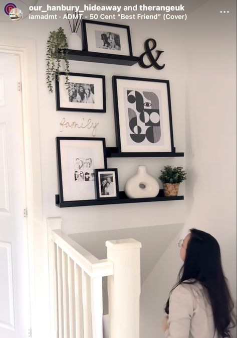 Top Of The Stairs Decor, Wall Above Stairs Decor, Above Stairs Decor, Stair Landing Decor, Hallway Wall Colors, Stair Shelves, Home Office Shelves, Gallery Wall Ideas, Modern Minimalist Wall Art