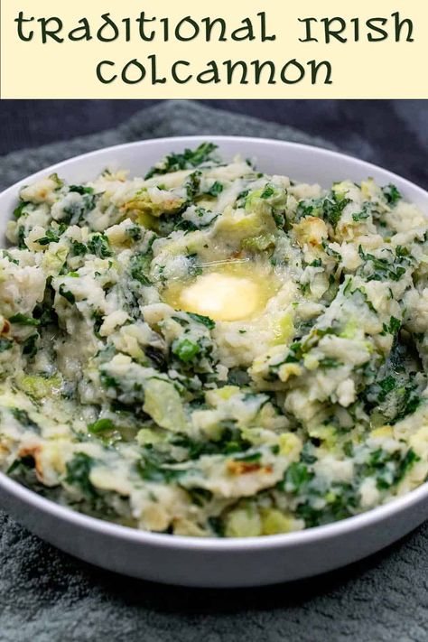 Traditional Irish Colcannon (Irish Mashed Potatoes) Colcannon Potatoes, Irish Mashed Potatoes, Colcannon Recipe, Irish Dishes, British Recipes, Diner Recept, Simply Recipes, Irish Recipes, Potato Dishes