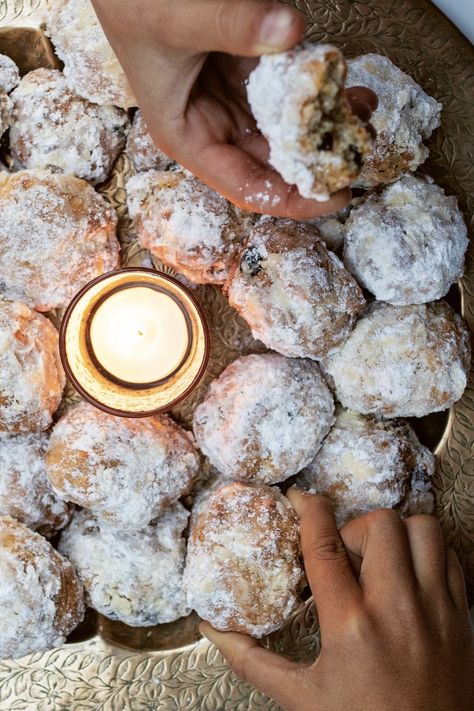 Stollen is one of our favourite indulgences at Christmas, but a whole loaf can be a bit much unless there's a crowd. These little bite-sized versions are a great alternative, made slightly lighter with the addition of quark cheese and boast all the warming, comforting spice of the original. Anja Dunk, Stollen Bites, Anna Jones Recipes, Melt Method, Quark Cheese, Anna Jones, Great British Chefs, Mini Bites, Christmas Recipe