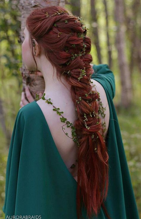 Elvish Braided Hairstyle. Absolutely beautiful! Fall Hair Color For Brunettes, Fall Hair Color, 여자 패션, Hair Dos, Gorgeous Hair, In The Woods, Fall Hair, Pretty Hairstyles, Cute Hairstyles