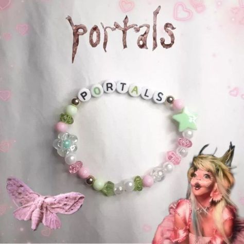 Melanie Martinez Bracelet, Melanie Martinez Cry Baby, Portals Melanie Martinez, Melanie Martinez Merch, Melanie Martinez Outfits, Pulseras Kandi, Melanie Martinez Concert, Melanie Martinez Drawings, Diy Kandi Bracelets