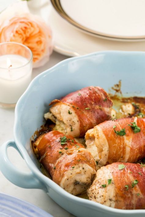 Boursin-Stuffed Chicken | delish #entrees #dinner French Dinner Recipes, French Food Recipes, Boursin Chicken, Easter Dinner Menus, Easy French Recipes, French Dinner, French Recipes, Breast Recipe, Stuffed Chicken