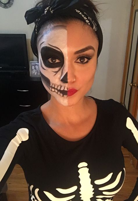 Half And Half Face Makeup, Simple Skeleton Makeup Half Face, Simple Skeleton Makeup Kids, Half Skeleton Makeup Easy, Skull Makeup Half Face, Half Face Skull Makeup, Half Face Skeleton Makeup, Skeleton Makeup Half Face, Half Skull Face Makeup