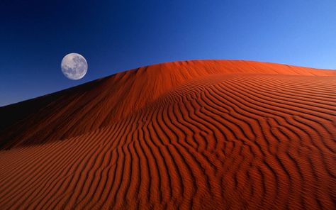 Red moon desert (Original XP Wallpaper) by dvorak128 on DeviantArt Earth Poster, Desktop Background Images, Windows Wallpaper, Remote Viewing, Red Moon, Windows Xp, East Sussex, Sand Dunes, Fukuoka