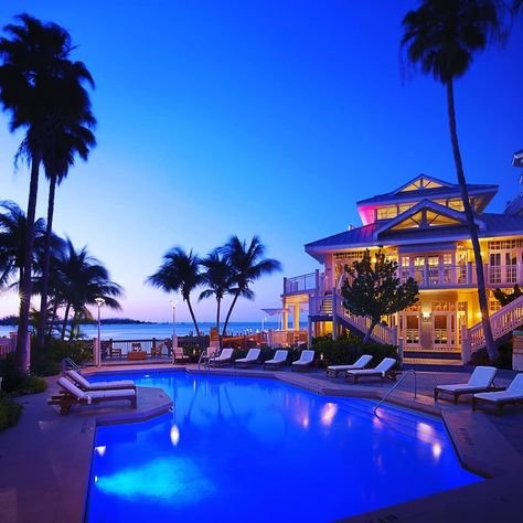 Hyatt Centric, Beautiful Resorts, Travel Key West, Key West Resorts, Key West Vacations, Travel Hack, The Florida Keys, Key West Florida, Florida Vacation