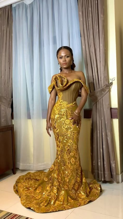 Engagement Clothes, Nigerian Traditional Dresses, Nigerian Wedding Dresses Traditional, Asoebi Lace, Nigerian Dress, Doctor Dress, Nigerian Lace Styles Dress, African Wedding Attire, African Lace Styles