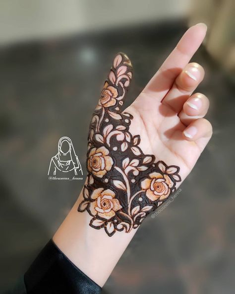 Arabic Unique Mehndi Designs, Arabic Mehandi Unique, Fingers Mehndi Designs Unique, Stylish Mahendi Designs, Mehandi Designs Stylish, Fingers Mehandi, Mahendi Designs Simple, Henna Unique, Bridal Mehandi Designs