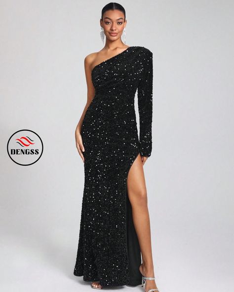 https://dengss.clothing/dengss-raul-orozco-one-shoulder-split-thigh-sequin-formal-dress/?feed_id=2764260&_unique_id=666dc11a0b4dd&utm_source=Instagram&utm_medium=28dengss&utm_campaign=FS%20Posteronline%20clothingColor: BlackStyle: PartyPattern Type: PlainDetails: Ruched, Rhinestone, Split ThighNeckline: Asymmetrical NeckSleeve Length: Long SleeveType: BodyconLined For Added Warmth: NoSleeve Type: Regular SleeveWaist Line: High WaistHem Shaped: SlitLength: MaxiFit Type: Slim FitFabric: Non-Str... One Shoulder Sequin Dress, Wedding Wine Glasses, Sequin Formal Dress, Drop Shoulder Tee, Flounce Sleeve, Formal Dress, Dresses Xs, Online Clothing, Flare Dress