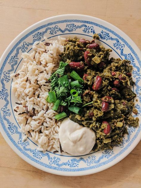 Vegan Feast Ideas, Middle Eastern Mushroom Recipes, Iranian Food Vegetarian, Vegetarian Persian Recipes, Ghormeh Sabzi Vegetarian, Vegan Iranian Food, Vegan Persian Recipes, Vegan Middle Eastern Food, Lebanese Recipes Vegetarian