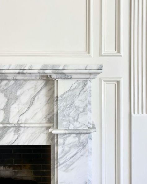 jenkins interiors on Instagram: "Marble slab 🍦 #sneakpeak #comingsoon #marble #fireplace #mantle #custom⠀⠀⠀⠀⠀⠀⠀⠀⠀ .⠀⠀⠀⠀⠀⠀⠀⠀⠀ .⠀⠀⠀⠀⠀⠀⠀⠀⠀ .⠀⠀⠀⠀⠀⠀⠀⠀⠀ .⠀⠀⠀⠀⠀⠀⠀⠀⠀ #interiordesign #livebeautifully #mysouthernliving #houseandhome #classyinteriors #bhg #instahome #dallasdesign #interiorinspo #smploves #designinspiration #luxuryhomes #dallasinteriordesigner #design #homeinteriors #traditionalhome #currentdesignsituation" Stone Fireplace Mantle, Marble Fireplace Mantle, Jenkins Interiors, Transitional Fireplace, Marble Flooring Design, Dallas Interior Design, Marble Fireplace Mantel, Marble Interior, Double Sided Fireplace