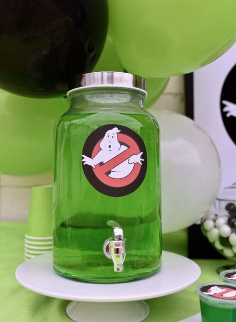 Ghostbusters Party Ideas, Ghostbusters Decorations, Ghostbuster Party, Ghost Busters Birthday Party, 90s Halloween Party, Ghostbusters Birthday, Ghostbusters Birthday Party, Slime Tutorial, Ghostbusters Theme