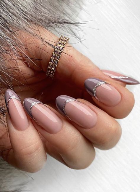 Evening Nails, Gelový Lak, Tip Nail Designs, December Nails, January Nails, French Tip Nail Designs, Work Nails, Almond Nails Designs, Almond Acrylic Nails