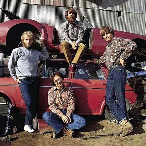 Creedence Clearwater Revival John Fogerty, 60s Music, Creedence Clearwater Revival, Old Rock, Southern Rock, Country Rock, Blues Music, Rock Legends, Music Icon