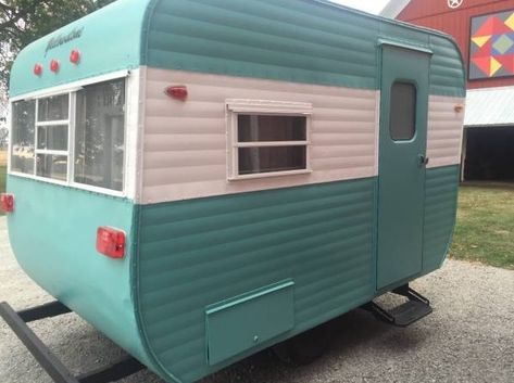 1965 Yellowstone Travel Trailer For Sale Vintage Yellowstone Camper, Retro Campers For Sale, Mobile Vendor, Small Campers For Sale, Caravan Exterior, Vintage Trailers For Sale, Vintage Campers For Sale, Rv Vintage, Rv Campers For Sale